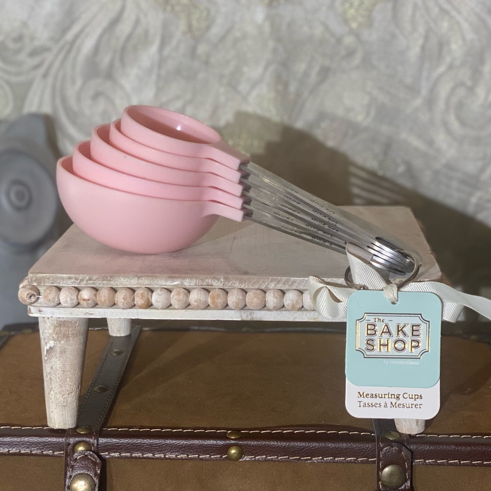 The Bake Shop Measuring Cups